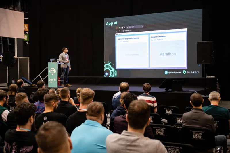 Nikolay demonstrating live on stage